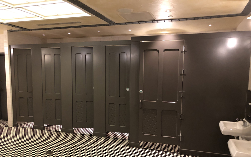 PRIVACY/TOILET PARTITIONS